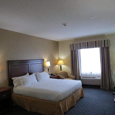 Holiday Inn Express Hotel & Suites Pampa By Ihg Buitenkant foto