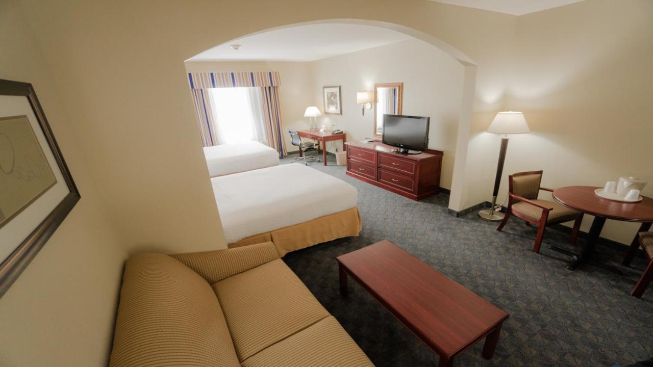 Holiday Inn Express Hotel & Suites Pampa By Ihg Kamer foto