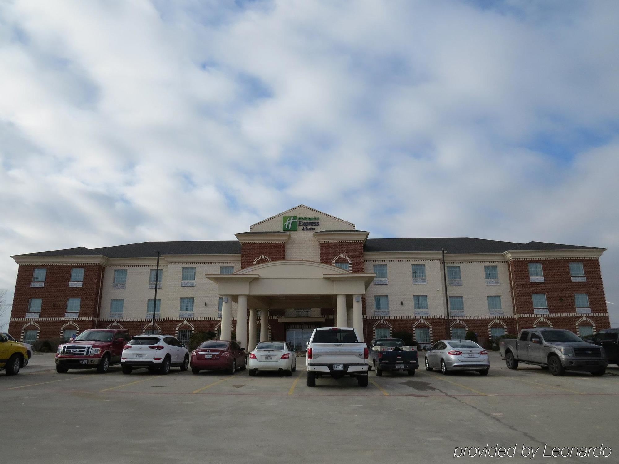 Holiday Inn Express Hotel & Suites Pampa By Ihg Buitenkant foto