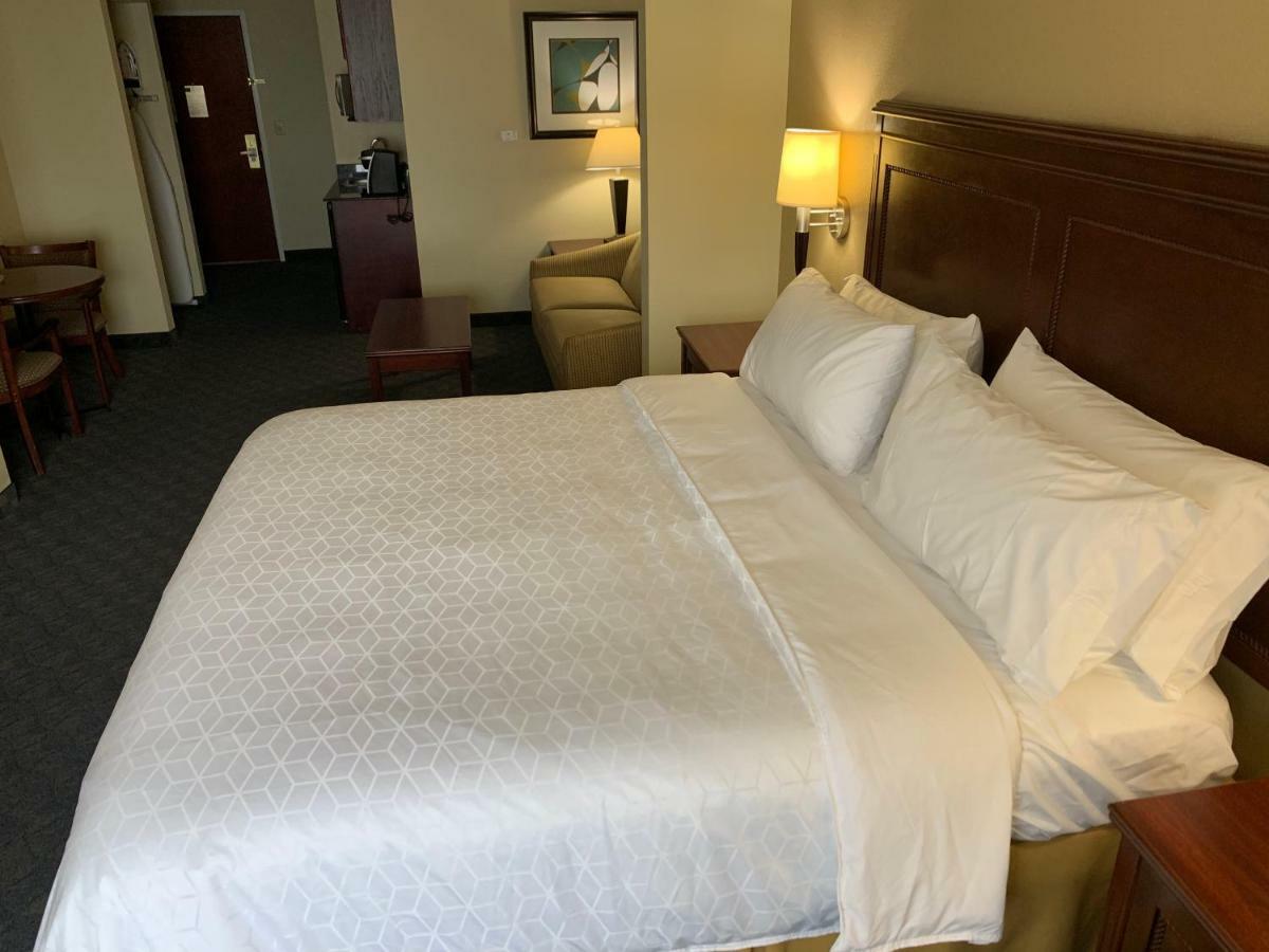 Holiday Inn Express Hotel & Suites Pampa By Ihg Buitenkant foto
