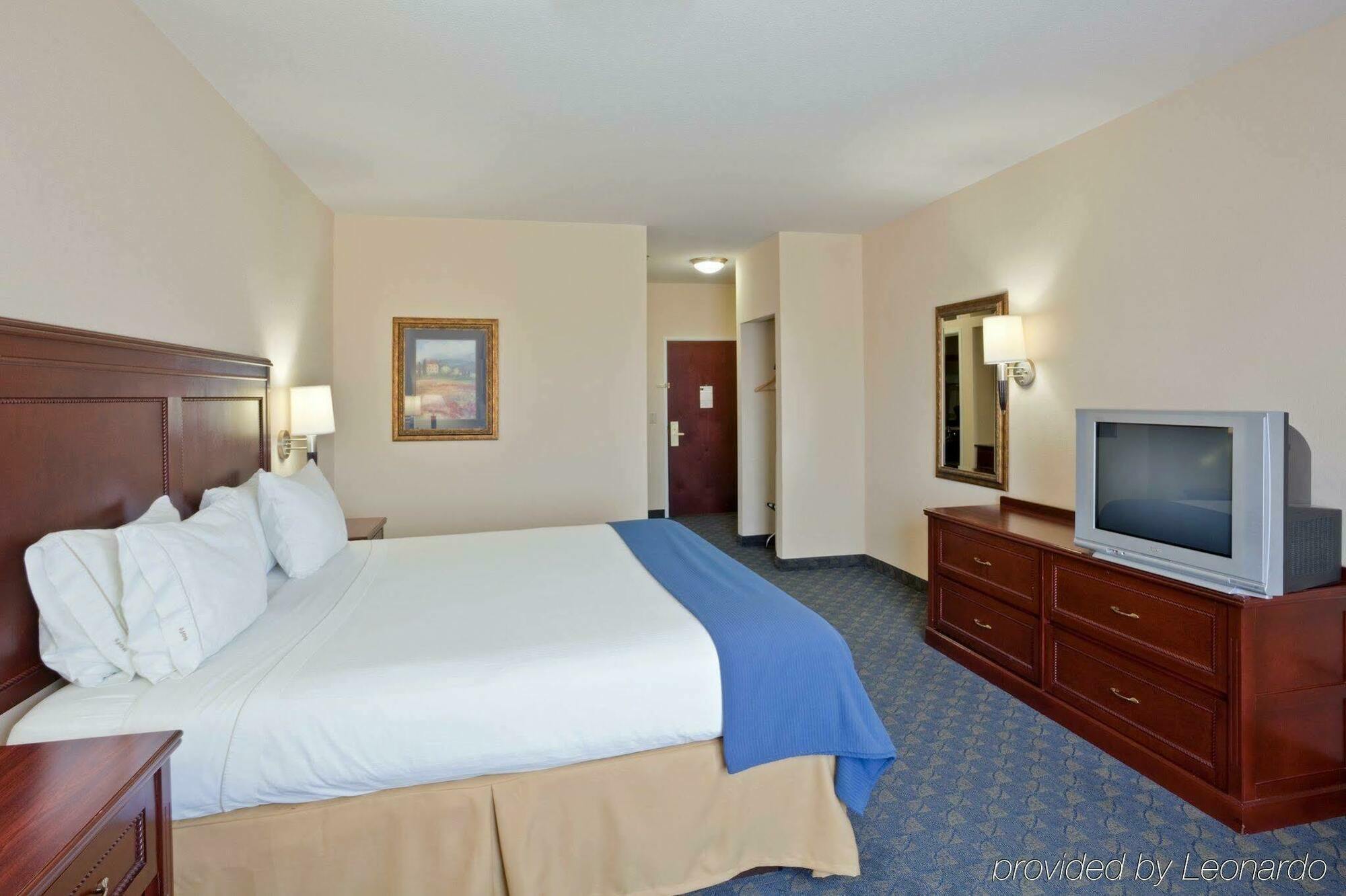 Holiday Inn Express Hotel & Suites Pampa By Ihg Buitenkant foto