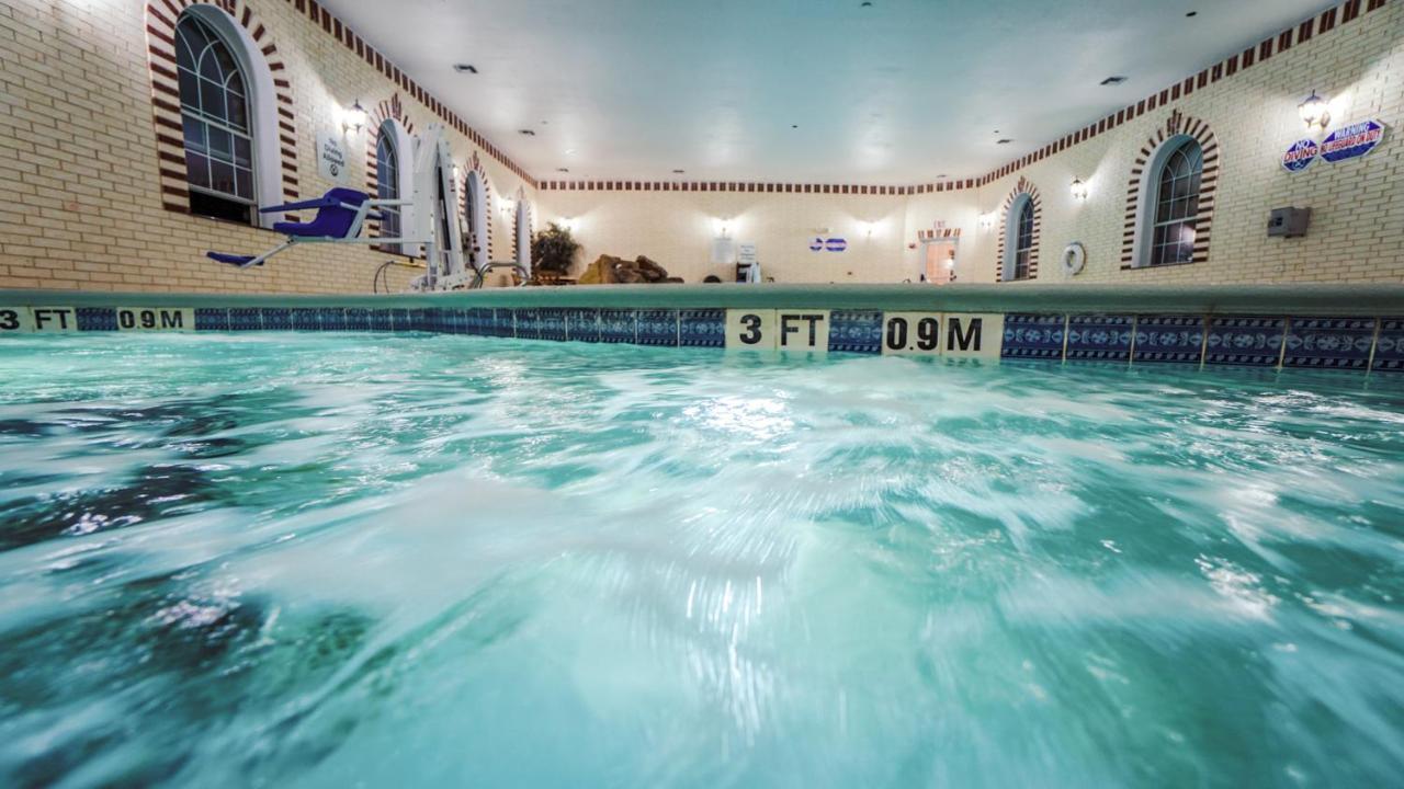 Holiday Inn Express Hotel & Suites Pampa By Ihg Buitenkant foto